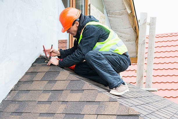 Best Roof Maintenance Services  in College Place, WA